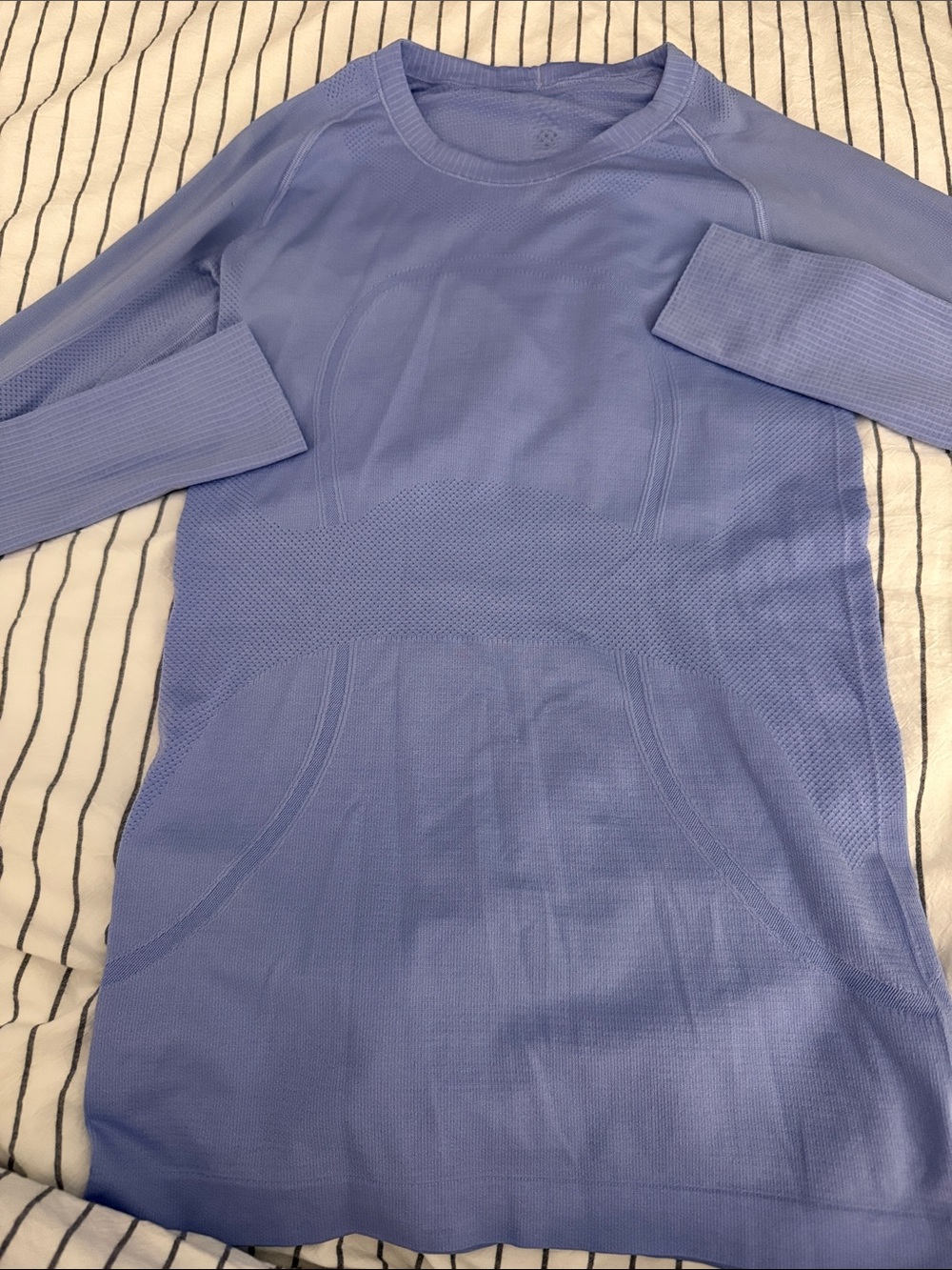 lululemon athletica long sleeve crew in periwinkle
